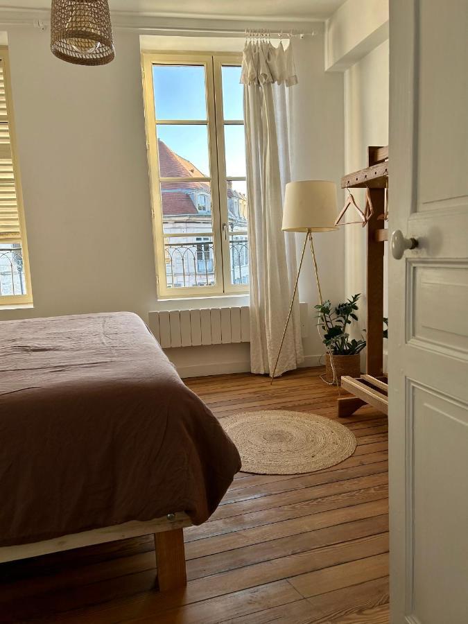 Appartement Au Coeur Du Centre Historique Avallon Kültér fotó